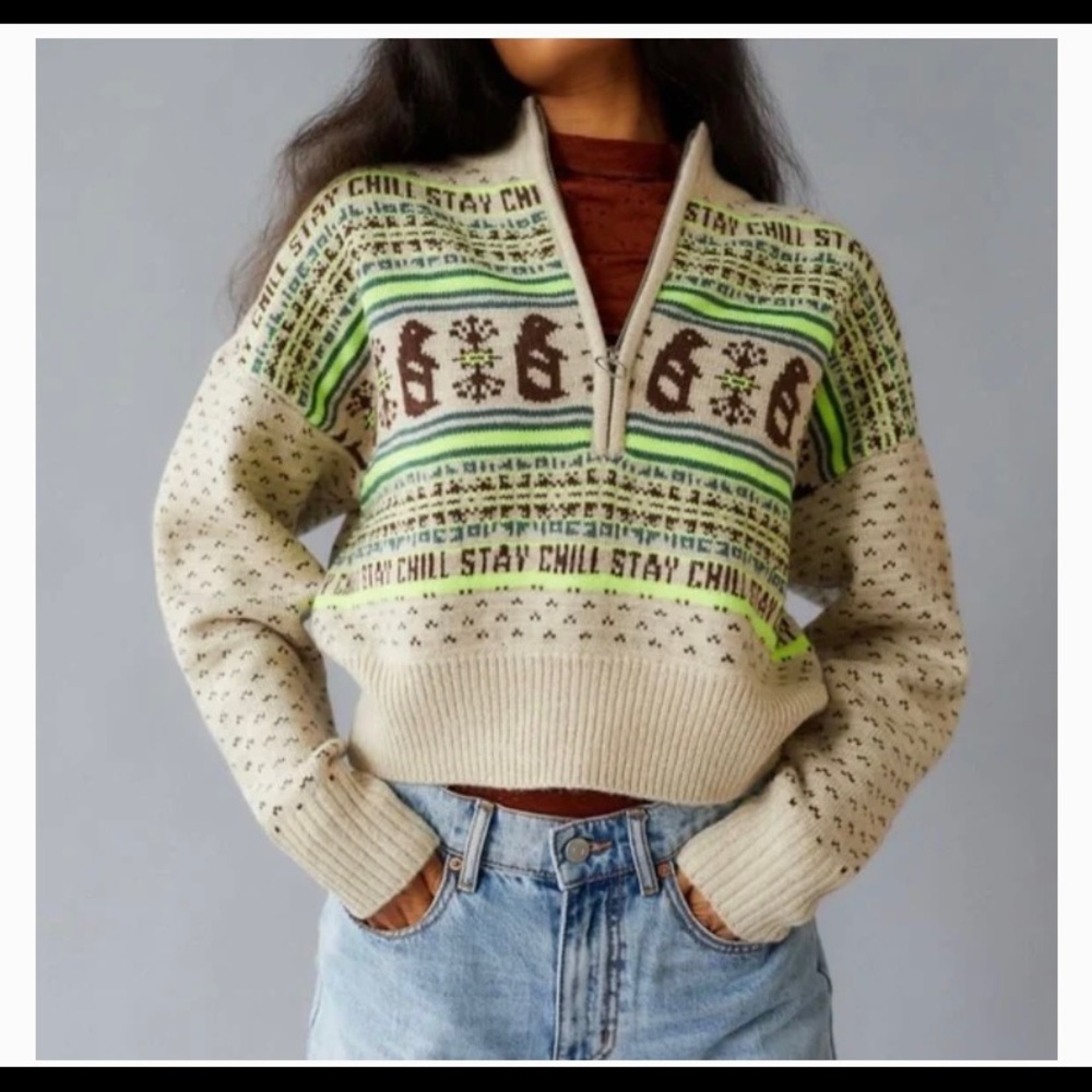 NWT Urban Outfitters, BDG, Half Zipped, “Be Chill”/Penguins Sweater